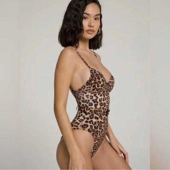 Good American Leopard Print One Piece - Picture 3 of 6